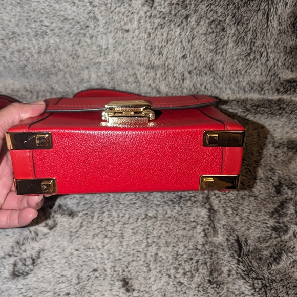 Michael kors small leather trunk crossbody bag - Picture 4 of 9